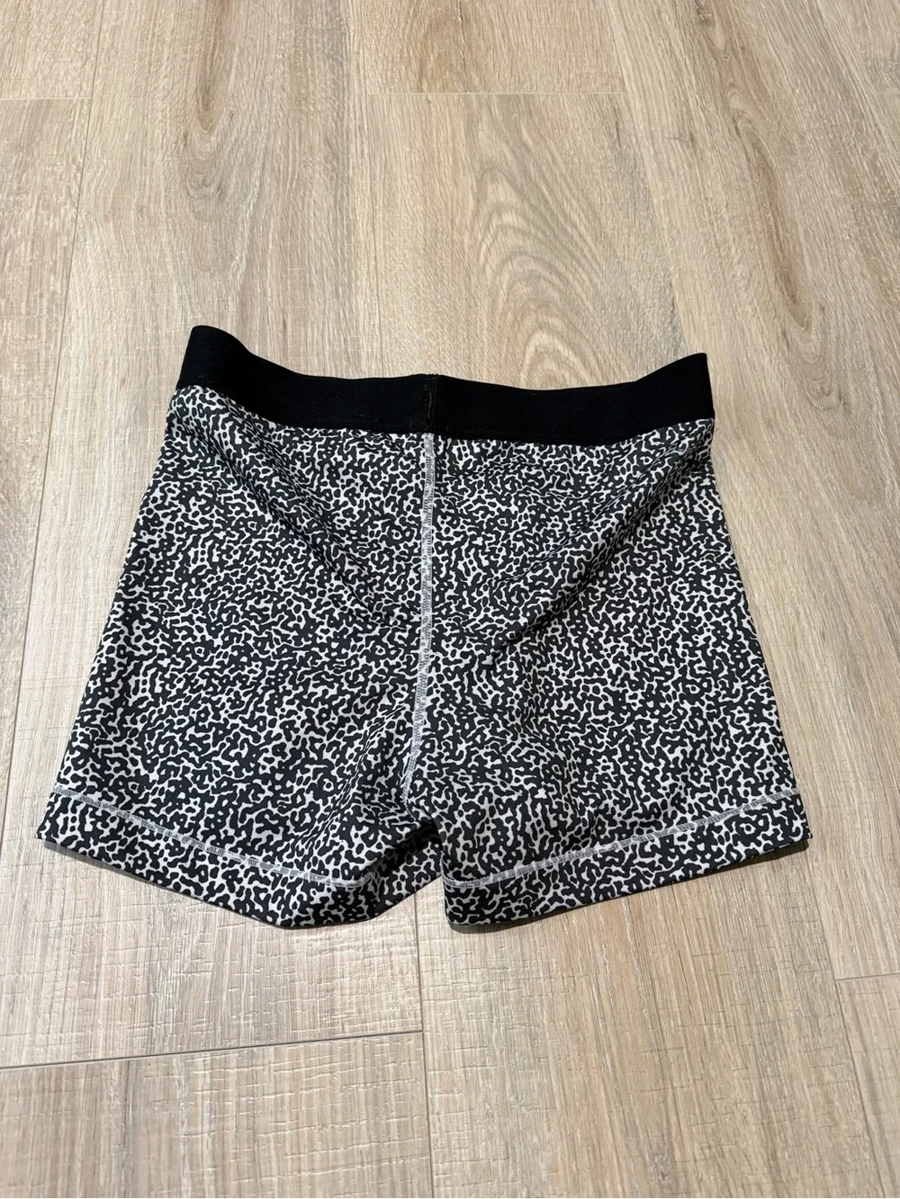Nike Pro Black & White Printed Women’s Compression Shorts